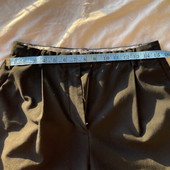 Wilfred Black Tailored Pants – Size 8 | Aritzia - Picture 4 of 9